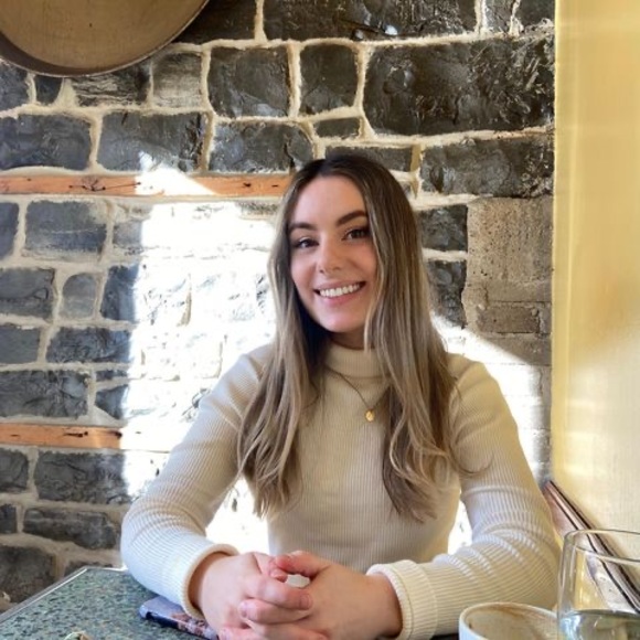 Meet your Posher, Aimee - Picture 1 of 1